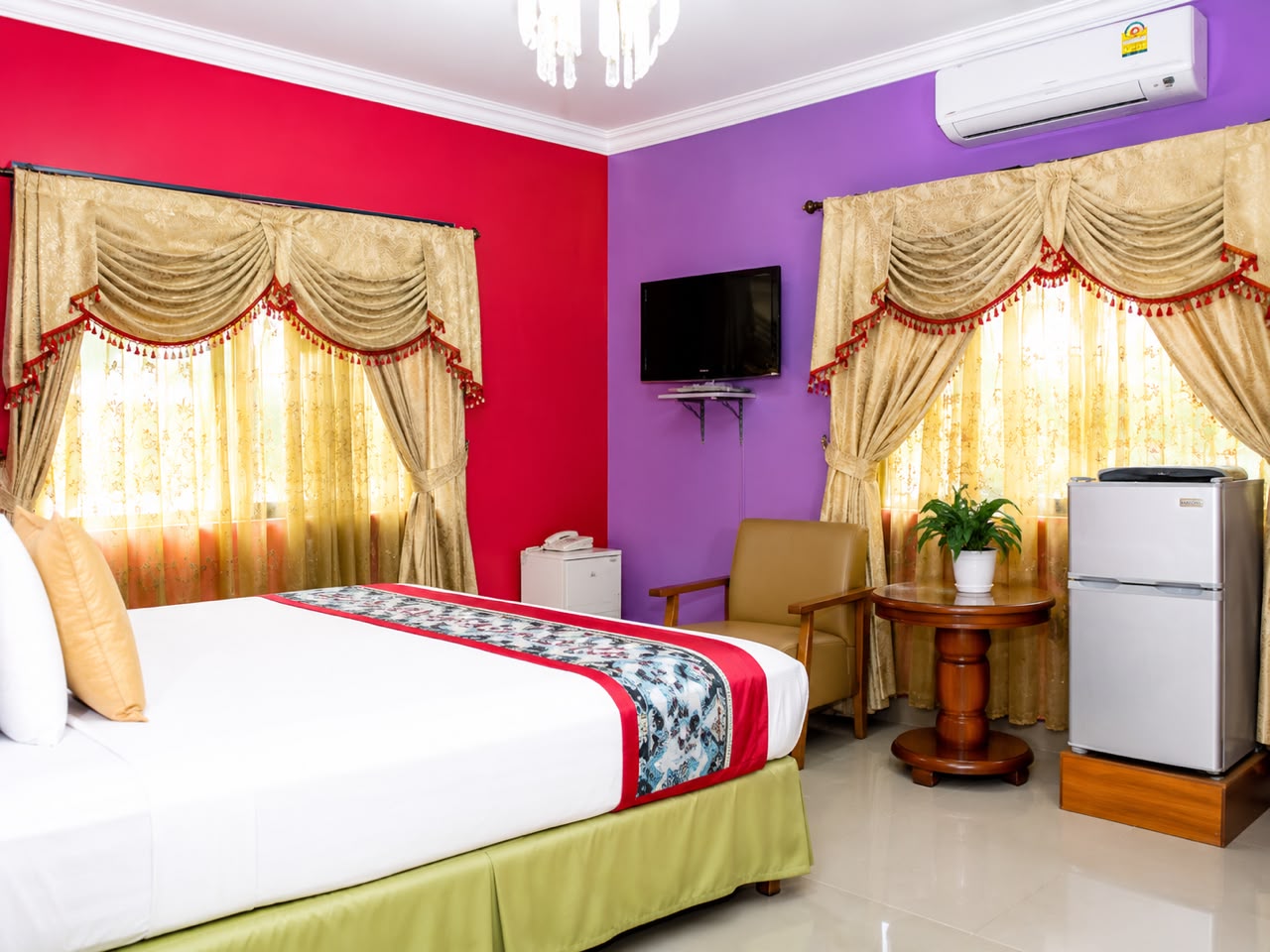Calm, comfortably furnished room at Feeb Fiesta Hotel used for spa guests